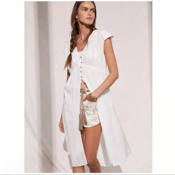 Anthropologie Dresses & Skirts - NWT $128 Anthropologie Gauzy Tunic Buttondown In White Size M